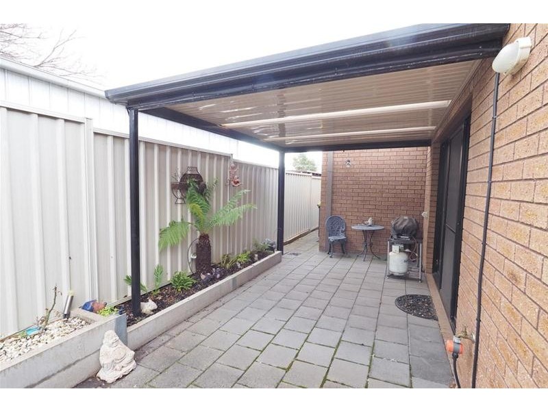 2/17A Henderson Street, Ararat VIC 3377