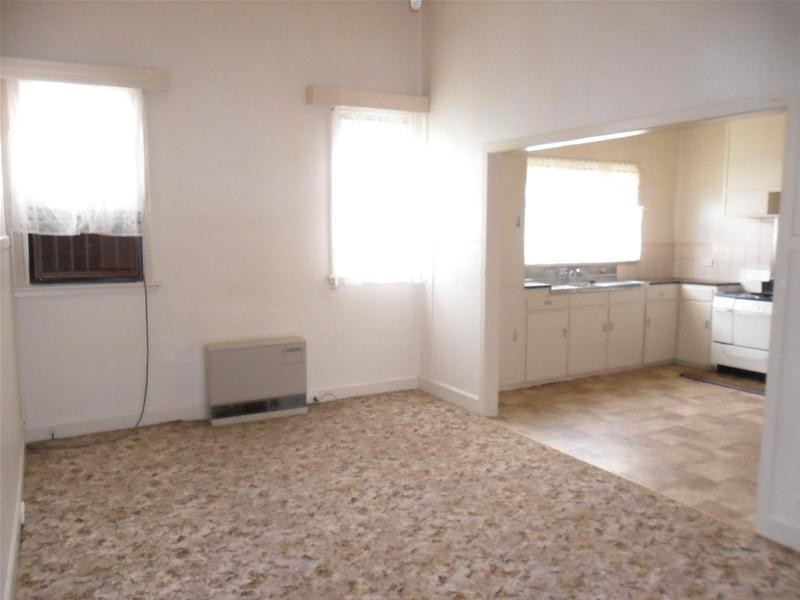 21 CAMPBELL Street, Ararat VIC 3377