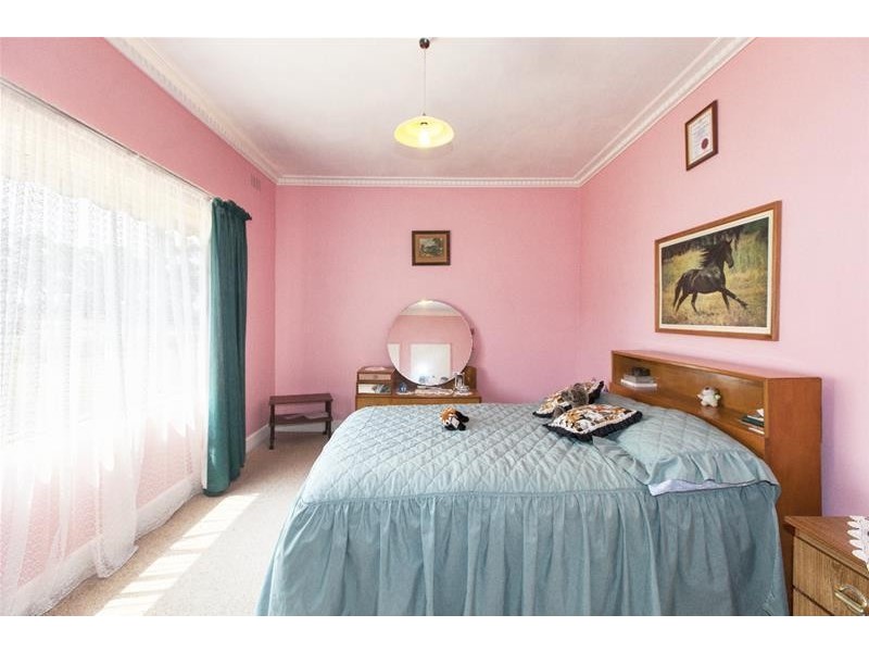 33 High Street West, Ararat VIC 3377