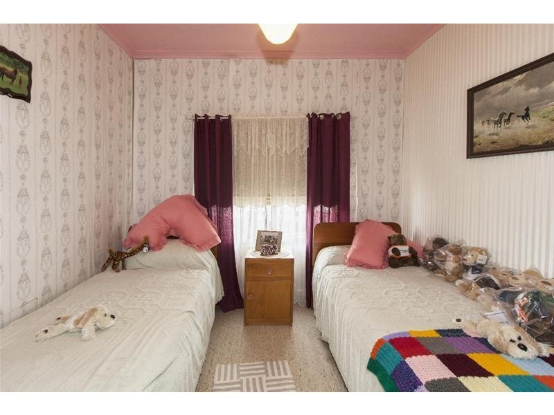 33 High Street West, Ararat VIC 3377