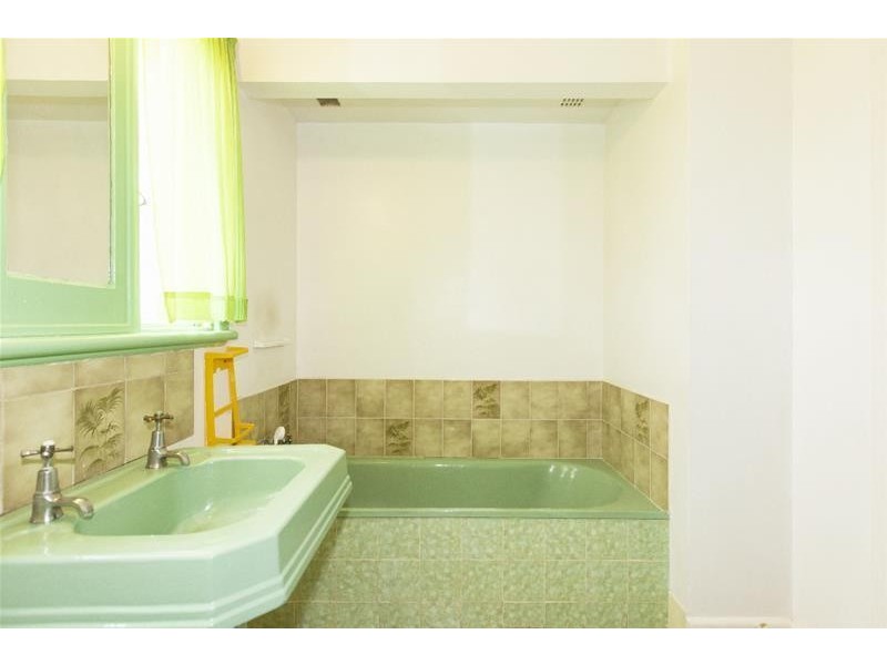 33 High Street West, Ararat VIC 3377