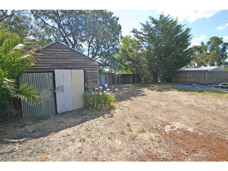 12 McLennan Street, Glenthompson VIC 3293