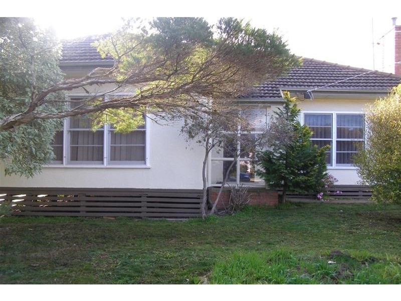 36 HEWITT Street, Ararat VIC 3377