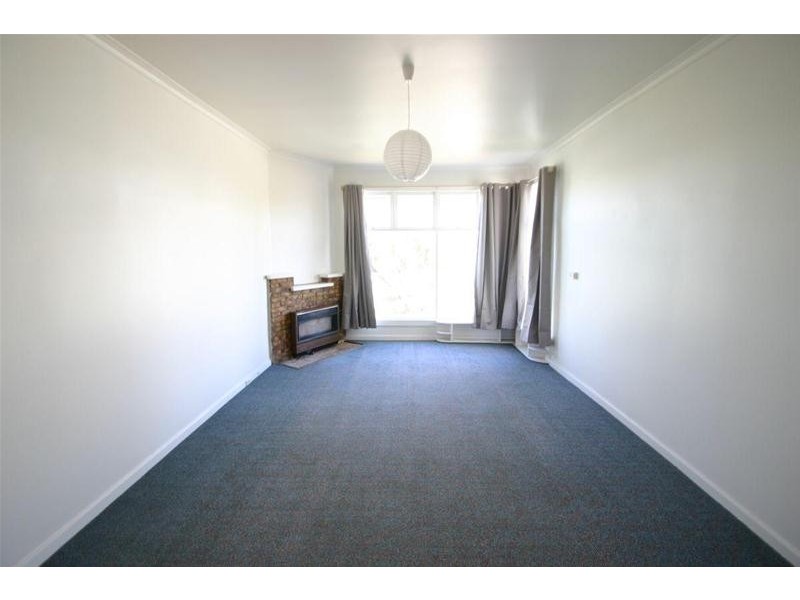 106 MOORE Street, Ararat VIC 3377