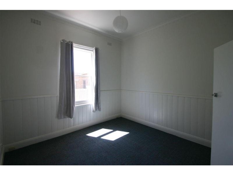 106 MOORE Street, Ararat VIC 3377