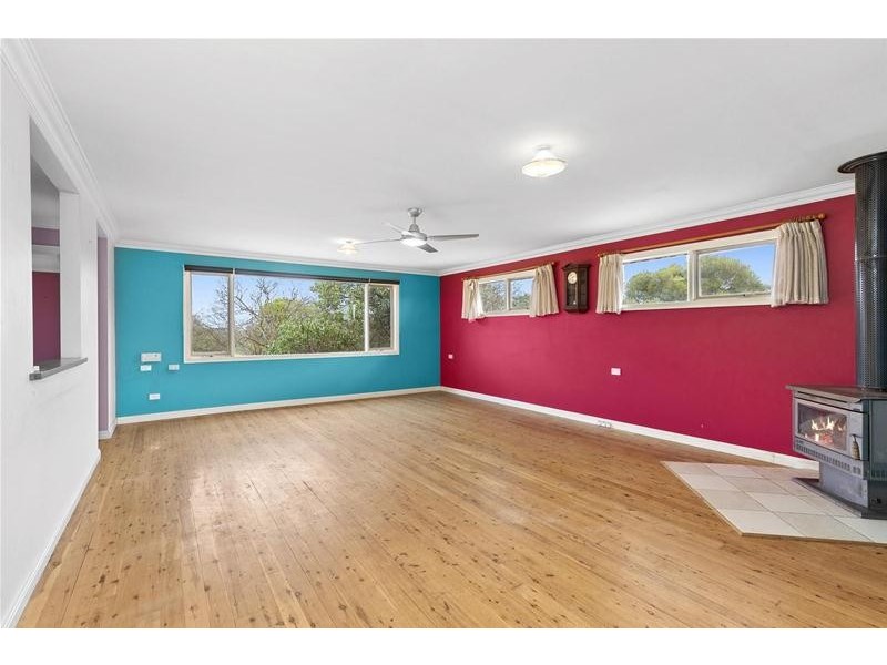 42 Mulvenney Road, Concongella, Great Western VIC 3374