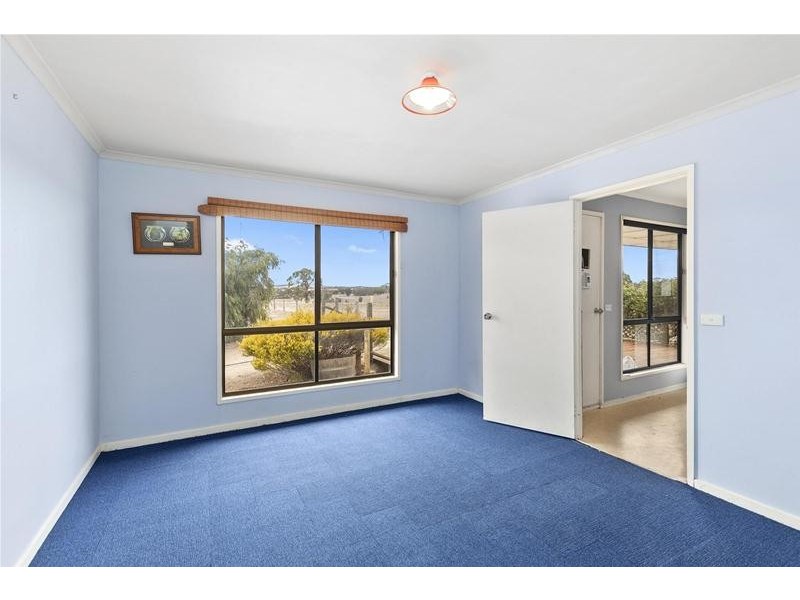 42 Mulvenney Road, Concongella, Great Western VIC 3374