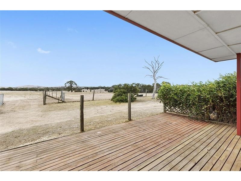 42 Mulvenney Road, Concongella, Great Western VIC 3374
