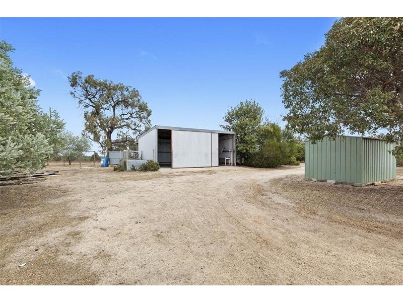 42 Mulvenney Road, Concongella, Great Western VIC 3374