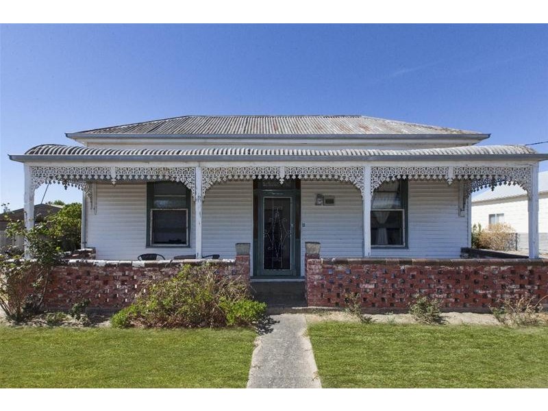 12 Viewpoint Street, Ararat VIC 3377