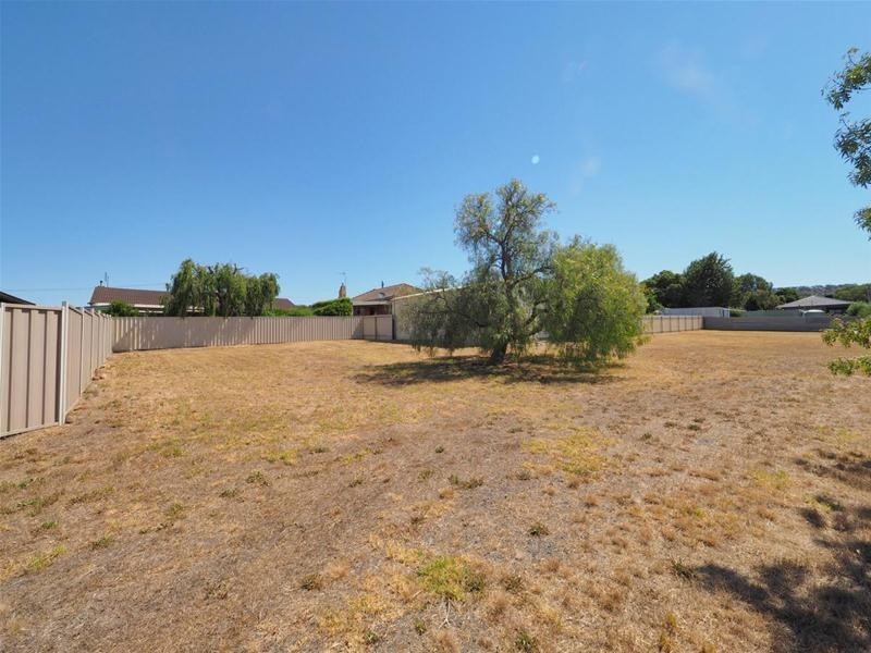 16A Coad Street, Ararat VIC 3377