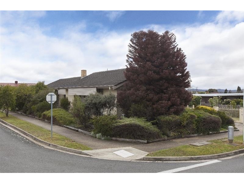 32 Coad Street, Ararat VIC 3377