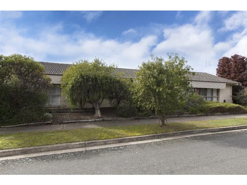 32 Coad Street, Ararat VIC 3377