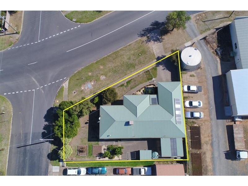 2 Queen Street, Ararat VIC 3377