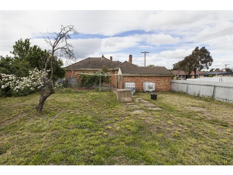 19 Viewpoint Street, Ararat VIC 3377