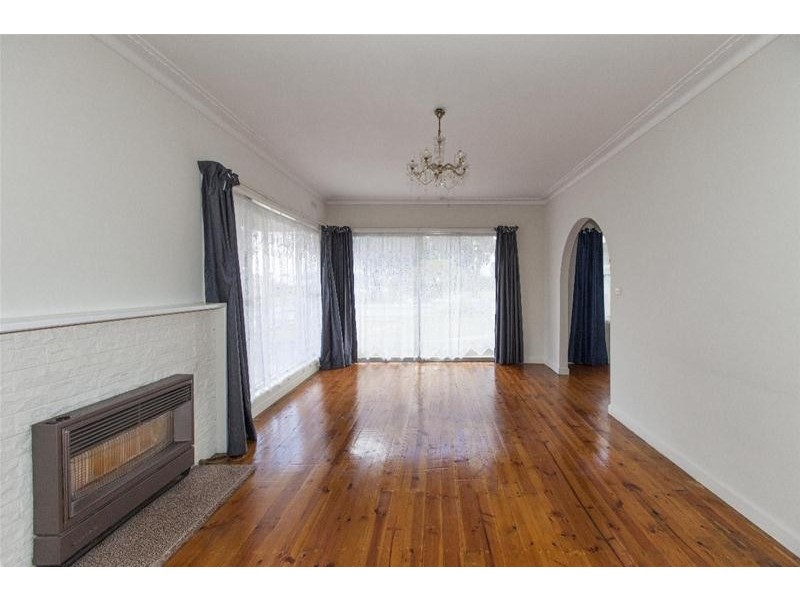 22 HUCKER Street, Ararat VIC 3377