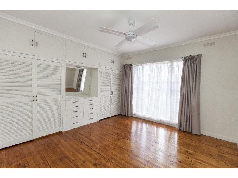 22 HUCKER Street, Ararat VIC 3377