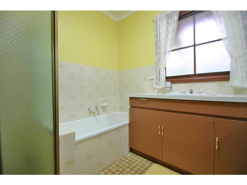 67 Campbell Street, Streatham VIC 3351