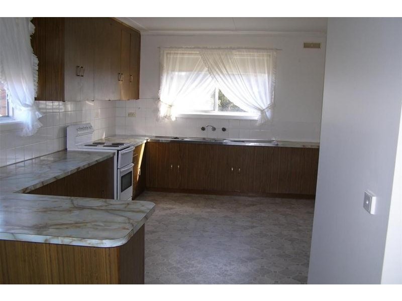 30 TATYOON Road, Ararat VIC 3377