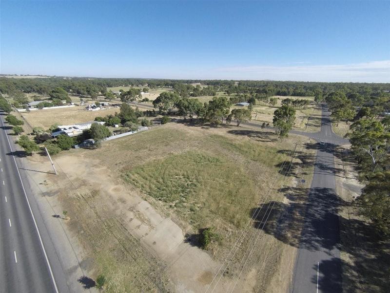 49 – 51 Main Street, Great Western VIC 3377