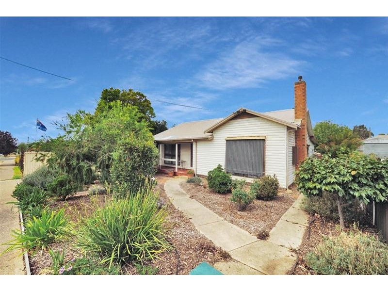 12 Wilmot Street, Ararat VIC 3377