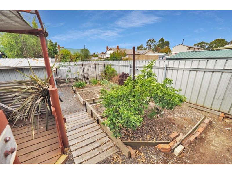 12 Wilmot Street, Ararat VIC 3377