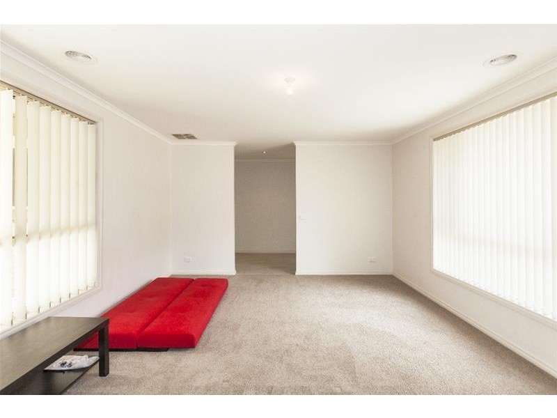 83 Churchill  Avenue, Ararat VIC 3377