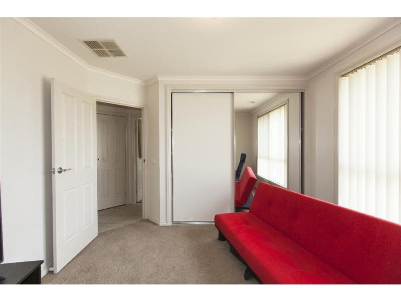 83 Churchill  Avenue, Ararat VIC 3377