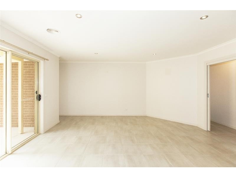 83 Churchill  Avenue, Ararat VIC 3377