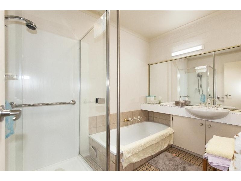 2 BANKSIA Street, Ararat VIC 3377