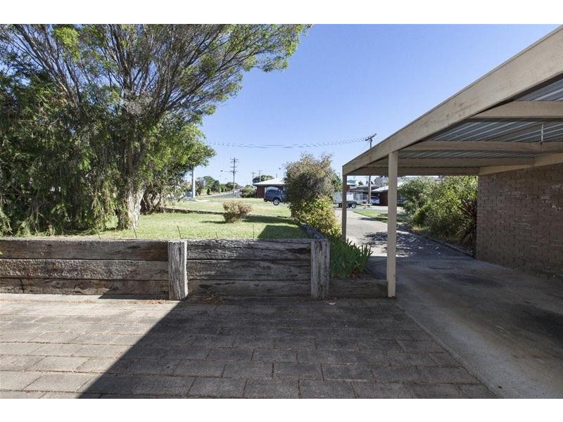 2 BANKSIA Street, Ararat VIC 3377