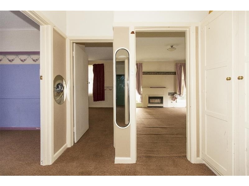 24 Montgomery Street, Ararat VIC 3377