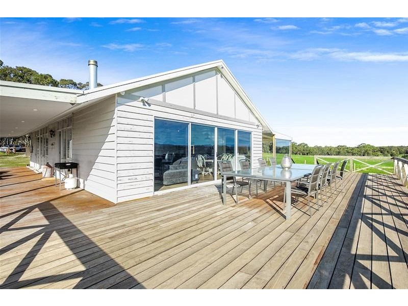 299 Sandy Creek Road, Great Western VIC 3374