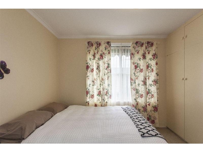 11 TATYOON Road, Ararat VIC 3377