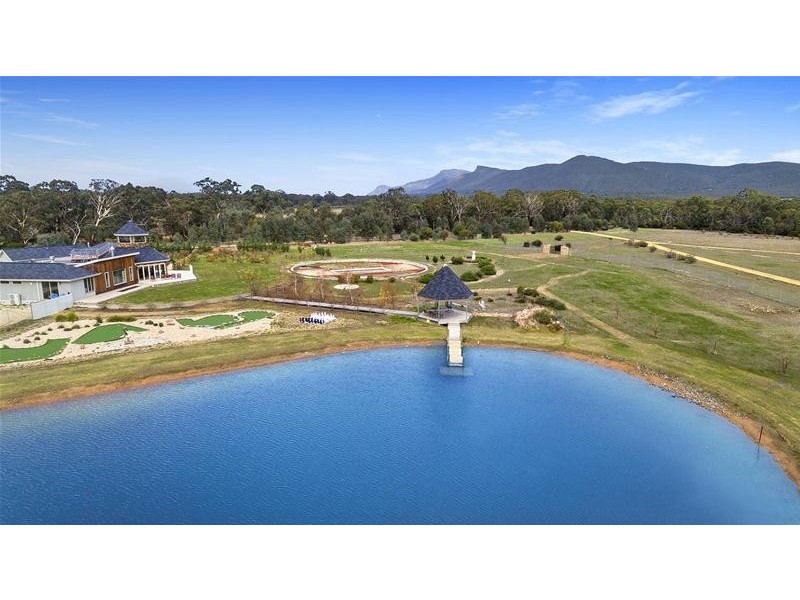302 Tunnel Road, Halls Gap VIC 3381