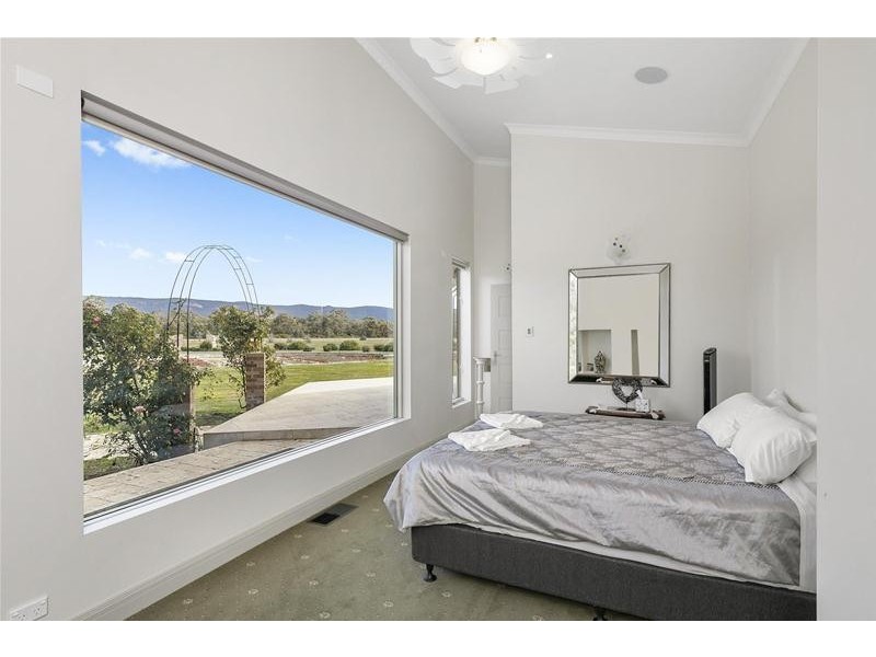 302 Tunnel Road, Halls Gap VIC 3381