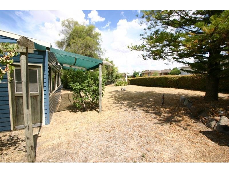 1 BLACKIE Avenue, Ararat VIC 3377