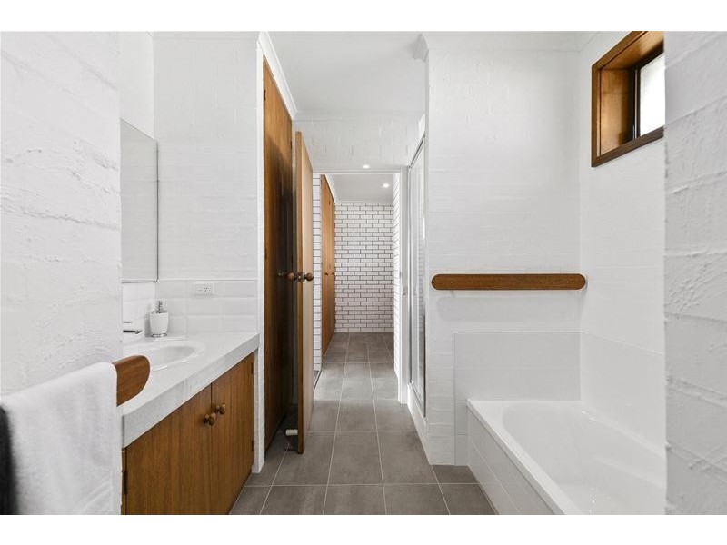 4B Best Street, Ararat VIC 3377