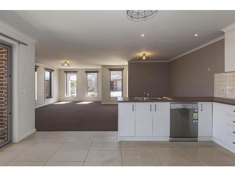 1/4 Beveridge Street, Ararat VIC 3377