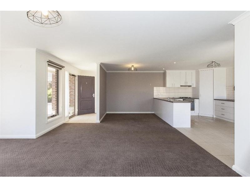 1/4 Beveridge Street, Ararat VIC 3377