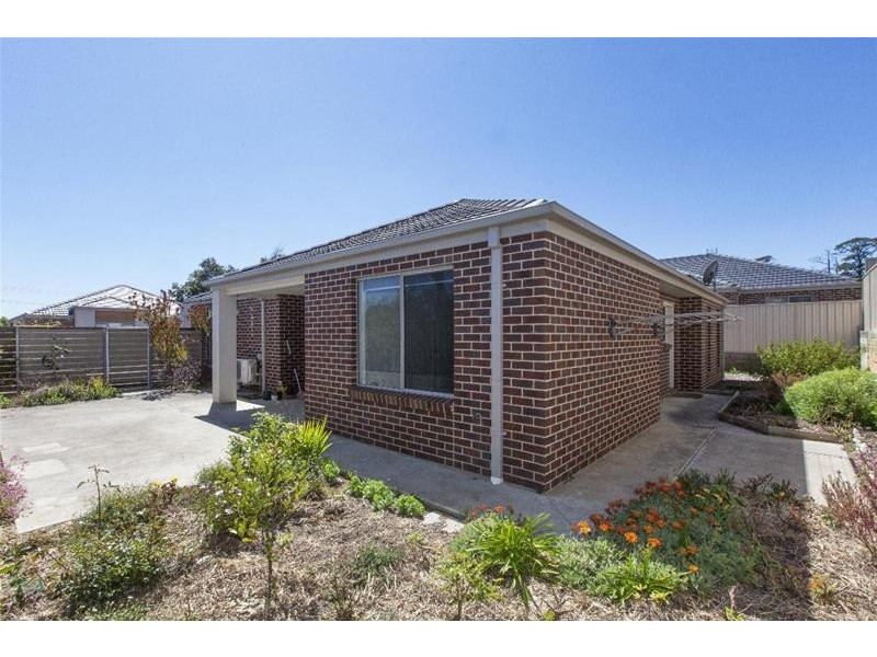1/4 Beveridge Street, Ararat VIC 3377
