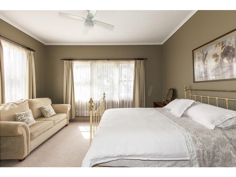 13 Queen Street, Ararat VIC 3377