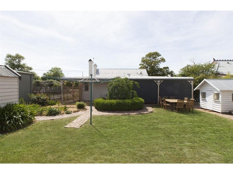 13 Queen Street, Ararat VIC 3377