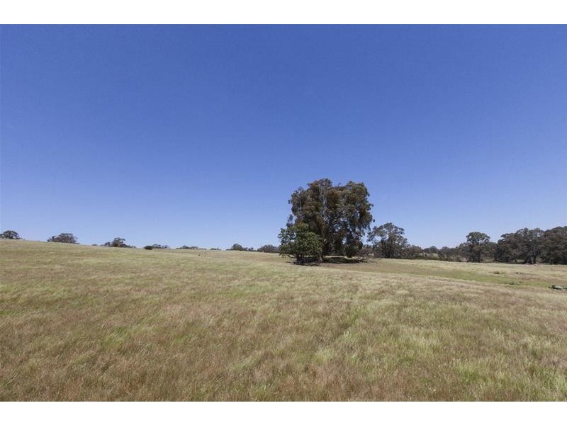 1 Lennox Springs Road, Moyston VIC 3377