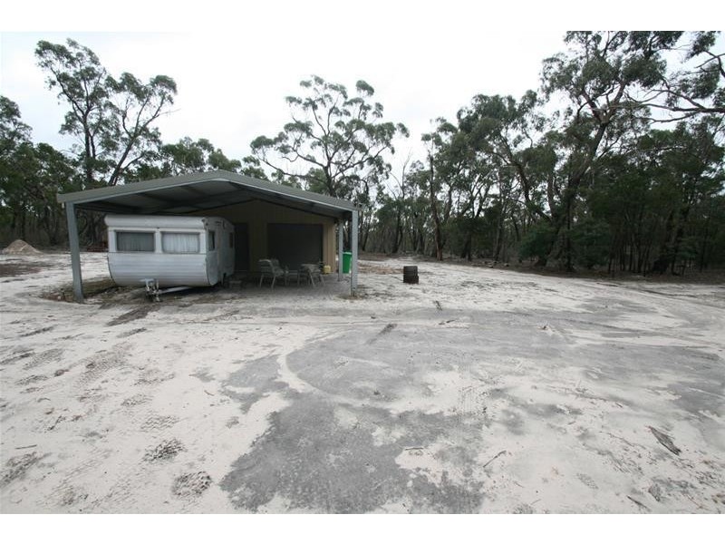 6B Moyston – West Road, Moyston VIC 3377