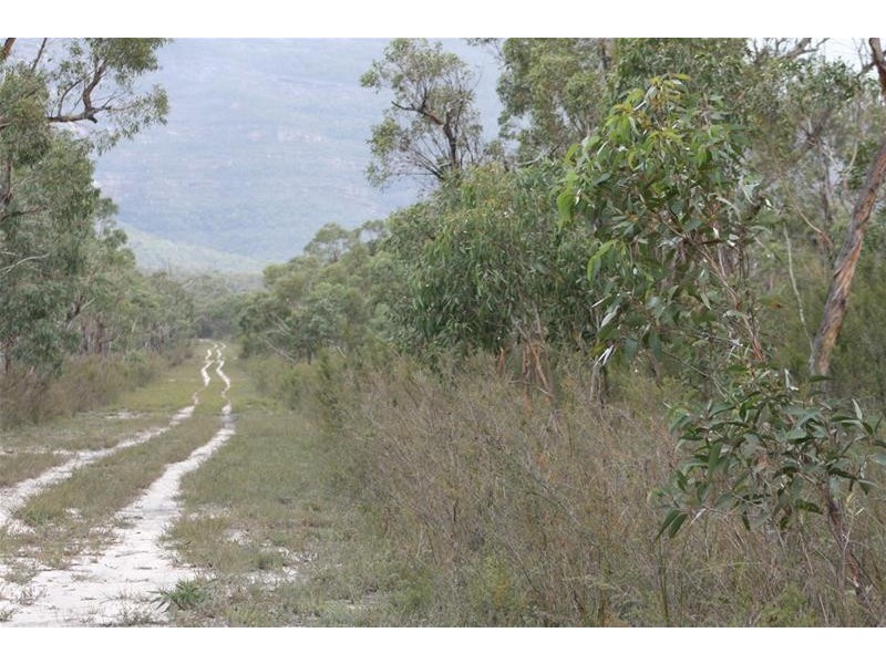 6B Moyston – West Road, Moyston VIC 3377