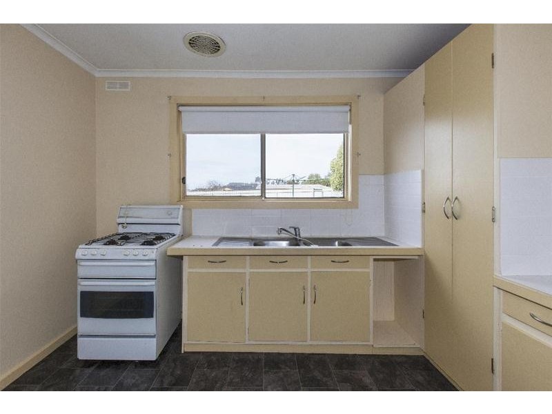 11 Spalding Street, Ararat VIC 3377