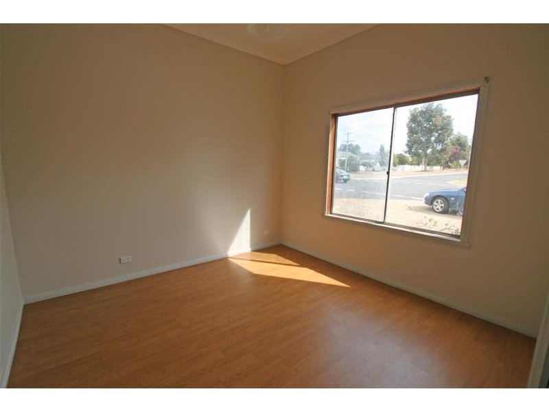 32 MAUDE Street, Ararat VIC 3377