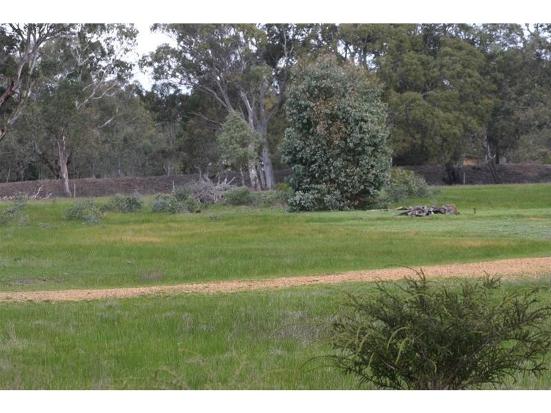 40 Block Road, Moyston VIC 3377