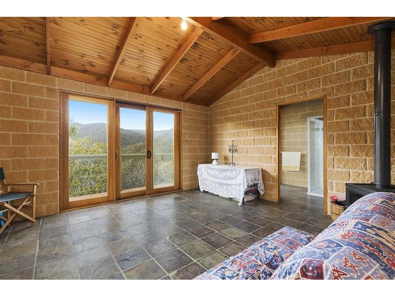 1106 Elmhurst-Glenpatrick Road, Glenpatrick VIC 3469